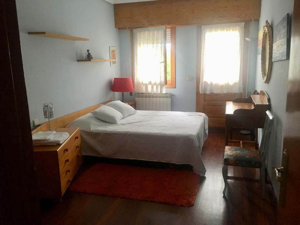 Preciosa Casa Independiente Con Piscina Cubierta Y Gran Jardin Privados Haro Eksteriør bilde